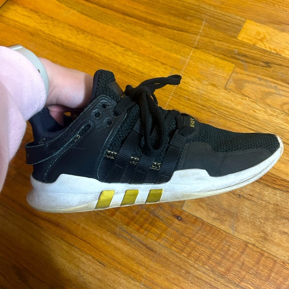 adidas shoes - Picture 2 of 5